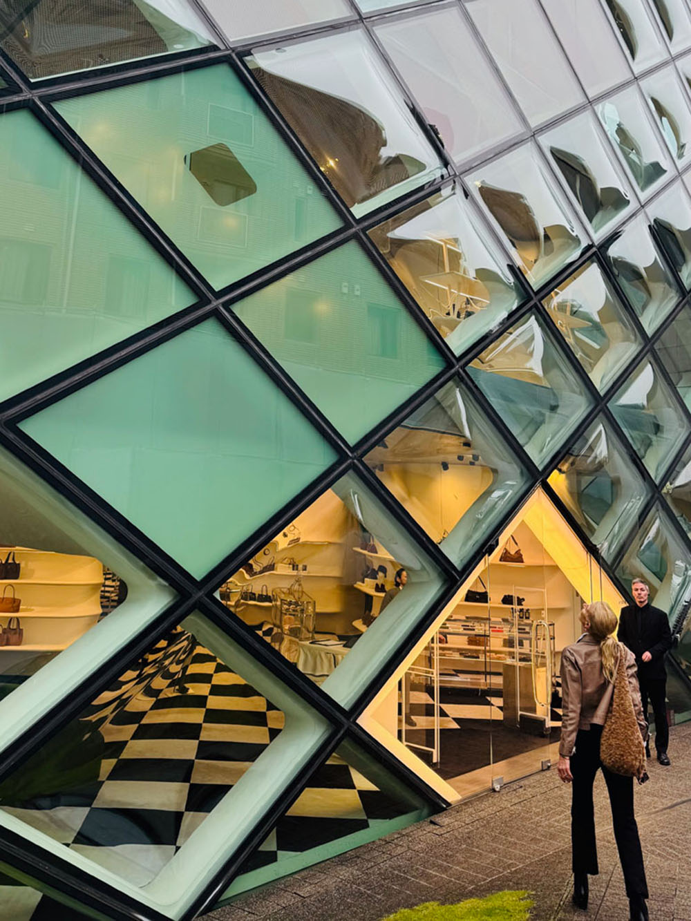 WHERE I WAS: TOKYO'S NEIGHBORHOODS